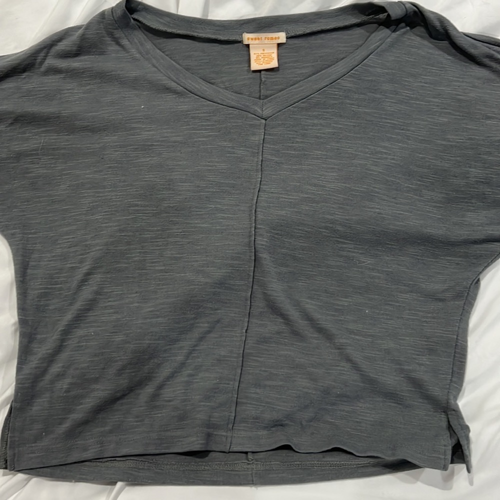 Dark gray pullover sweet Romeo size small - Picture 3 of 3